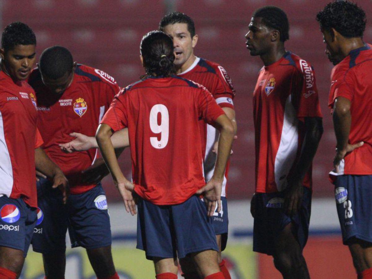 Hispano y Necaxa desaparecieron: Los últimos equipos descendidos en la Liga Nacional de Honduras