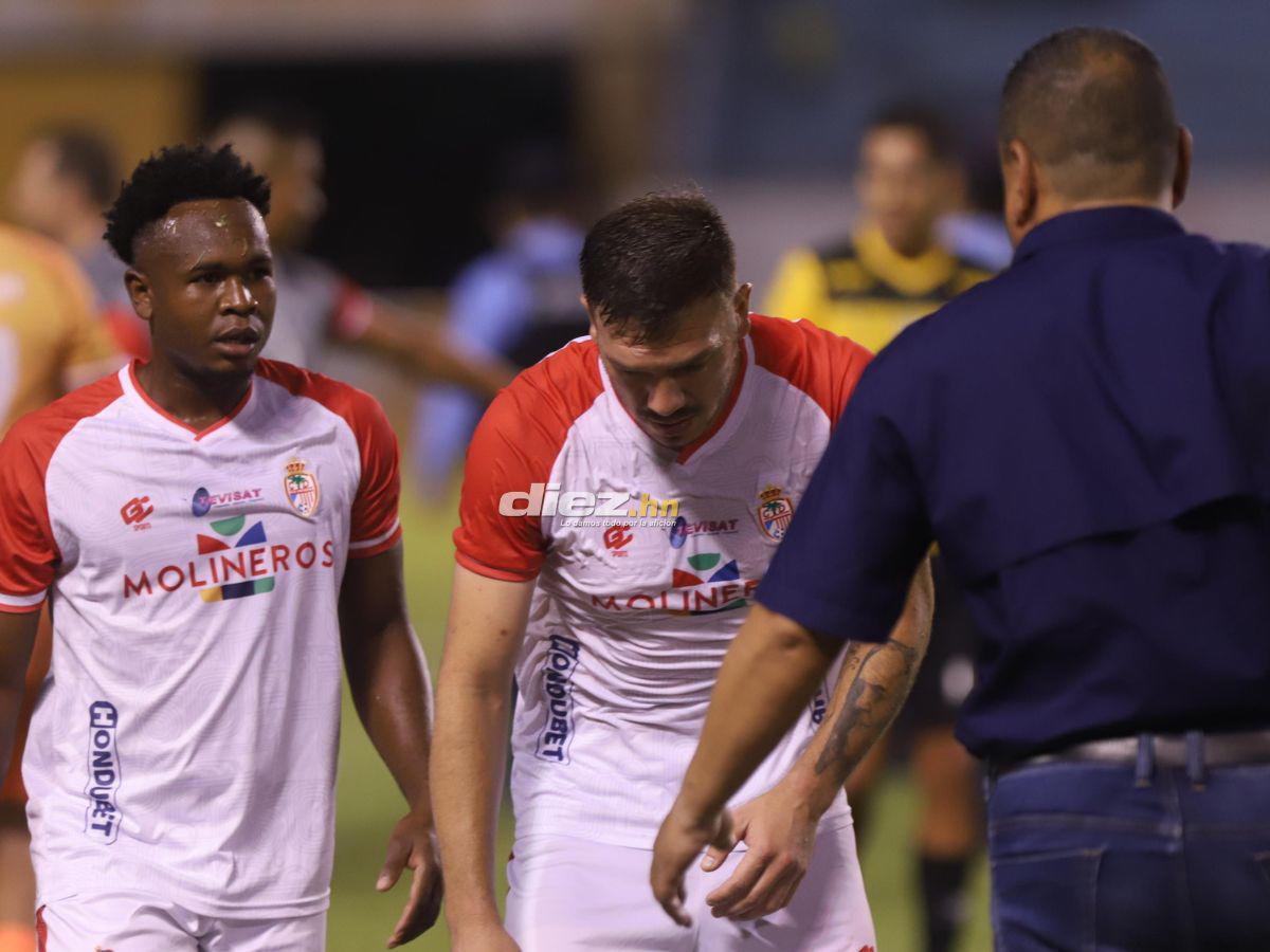 No se vio en TV: La bronca de Carlos Small, tristeza en Real España, locura de Rony Martínez y las hermosas policías en el Olímpico