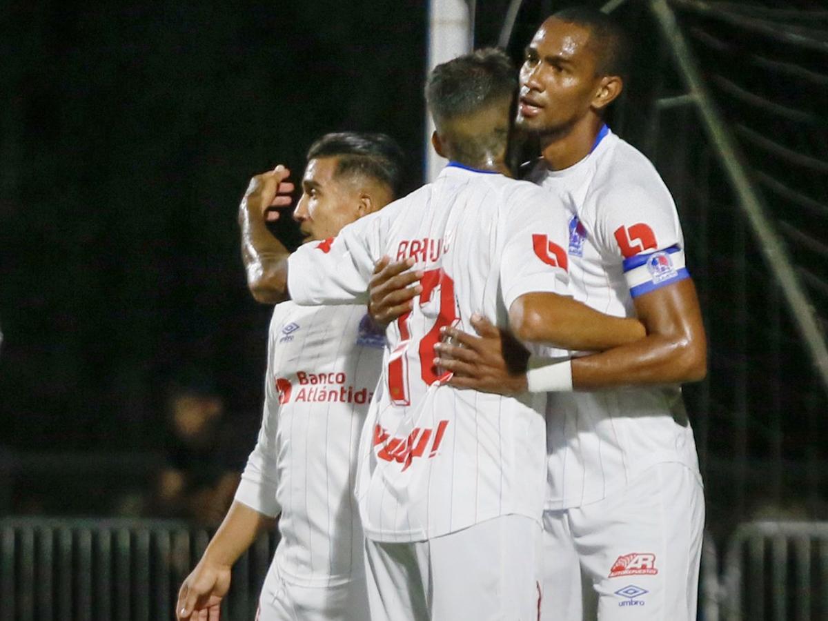 Olimpia no tuvo piedad, y con regreso goleador de Arboleda, derrotó al Olancho FC en amistoso disputado en New Orleans