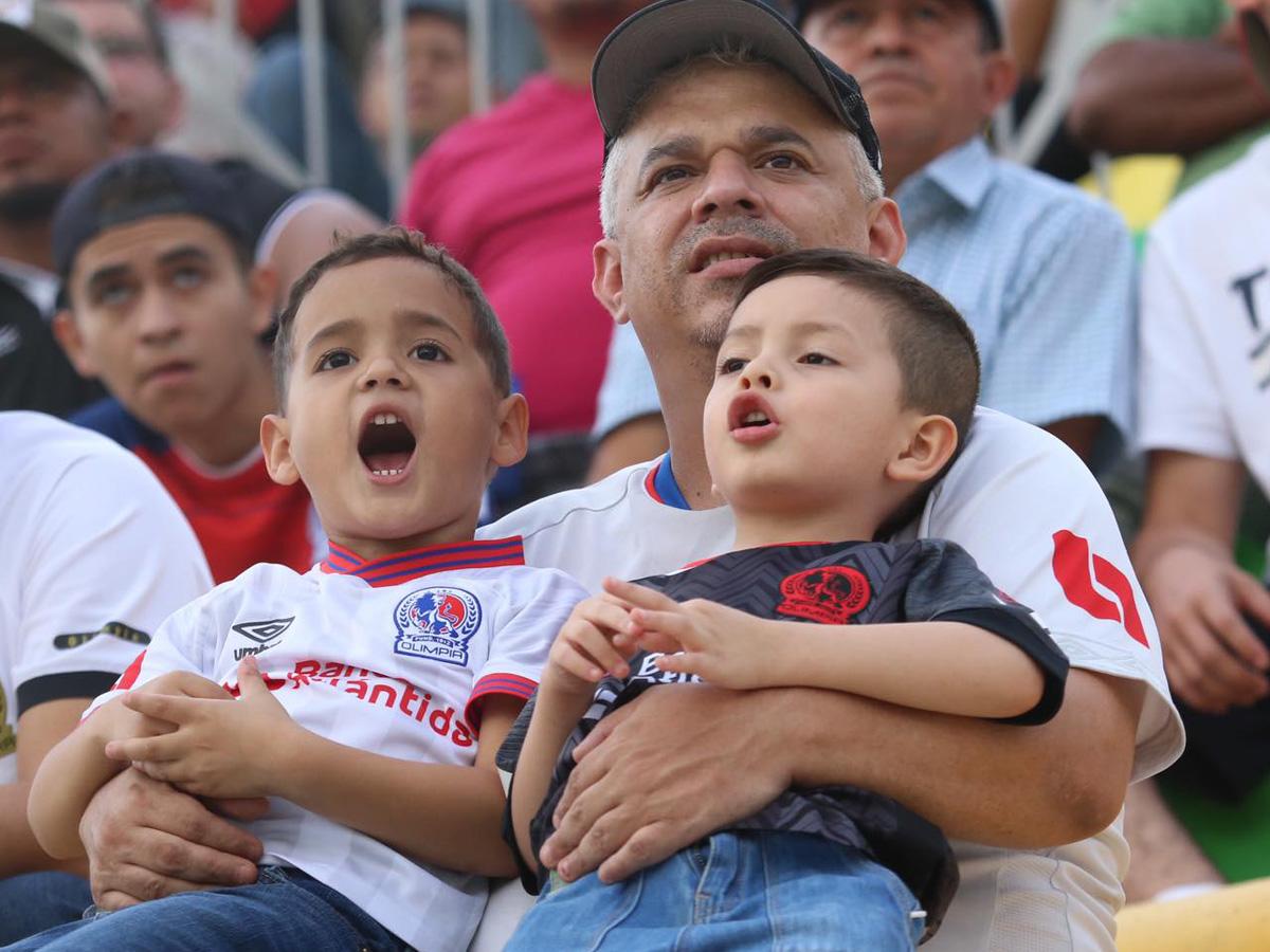 ¡Feliz día del Padre! Con papá celebrando en las gradas y en cancha, la jornada 13 del torneo Clausura 2023 ha sido una fiesta