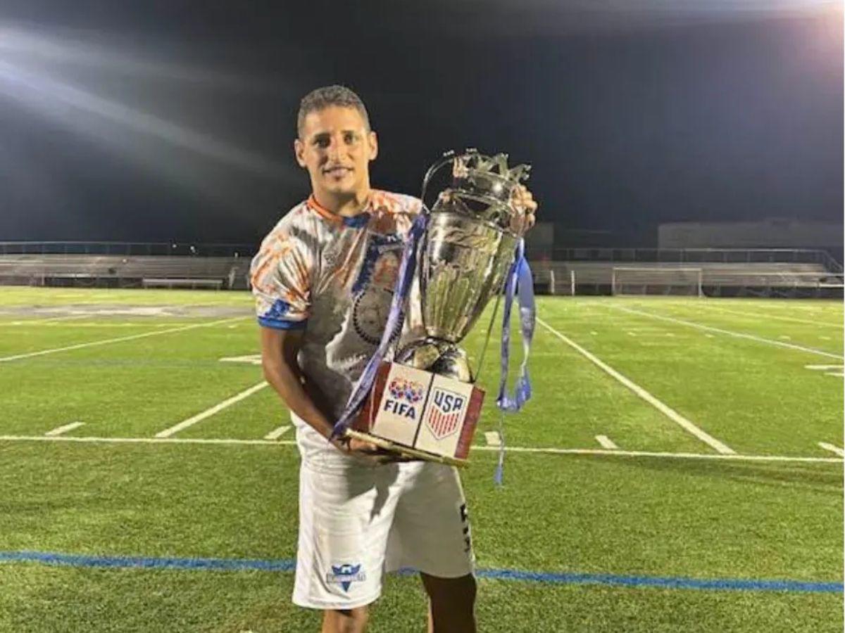 Se coronó campeón con Real España y fue seleccionado de Honduras: César Oseguera sorprende con nueva faceta en USA