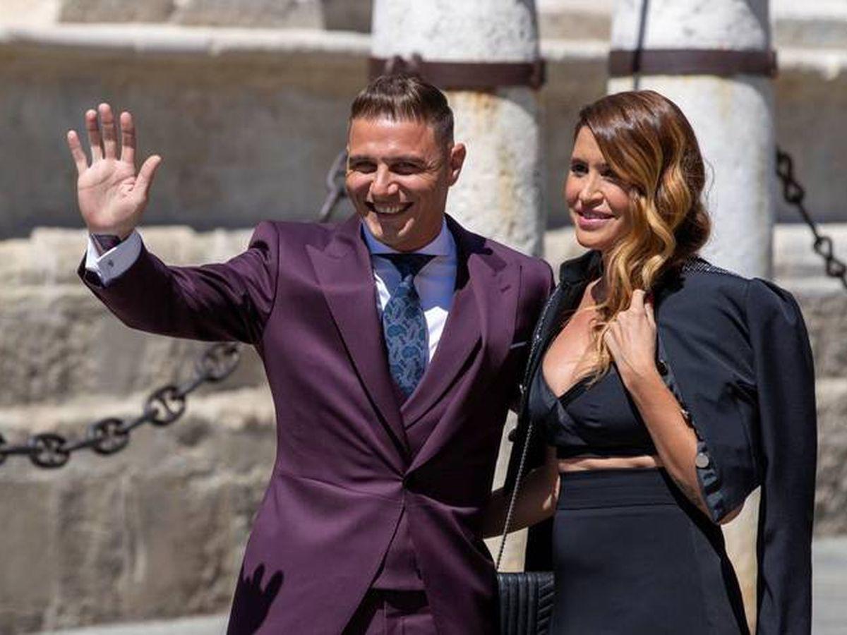 Figura del fútbol en problemas por mensajes íntimos con una modelo: su esposa le habría pedido el divorcio