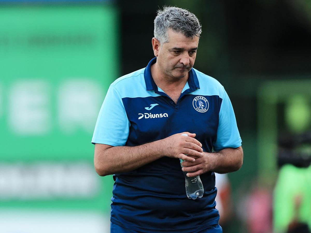 Diego Vazquez y la determinación tomada ante el castigo de ocho partidos que le puso la Comisión de Disciplina