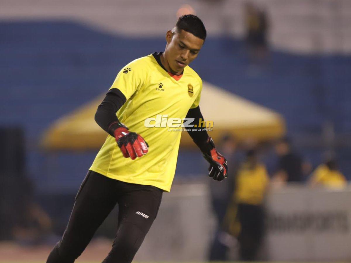 Onan Rodríguez debuta en el arco del Real España en la Liga Nacional de Honduras. FOTOS: Mauricio Ayala | Neptalí Romero.
