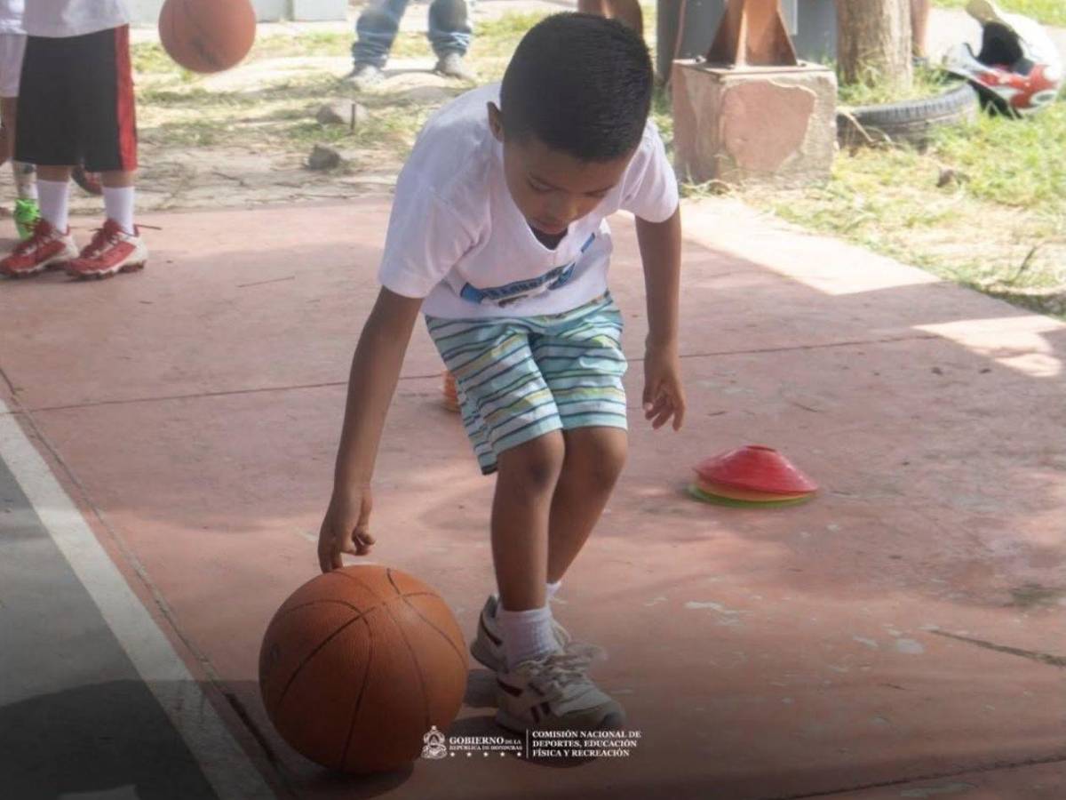 Condepor fortalece el deporte en Siguatepeque con exitosa jornada estudiantil