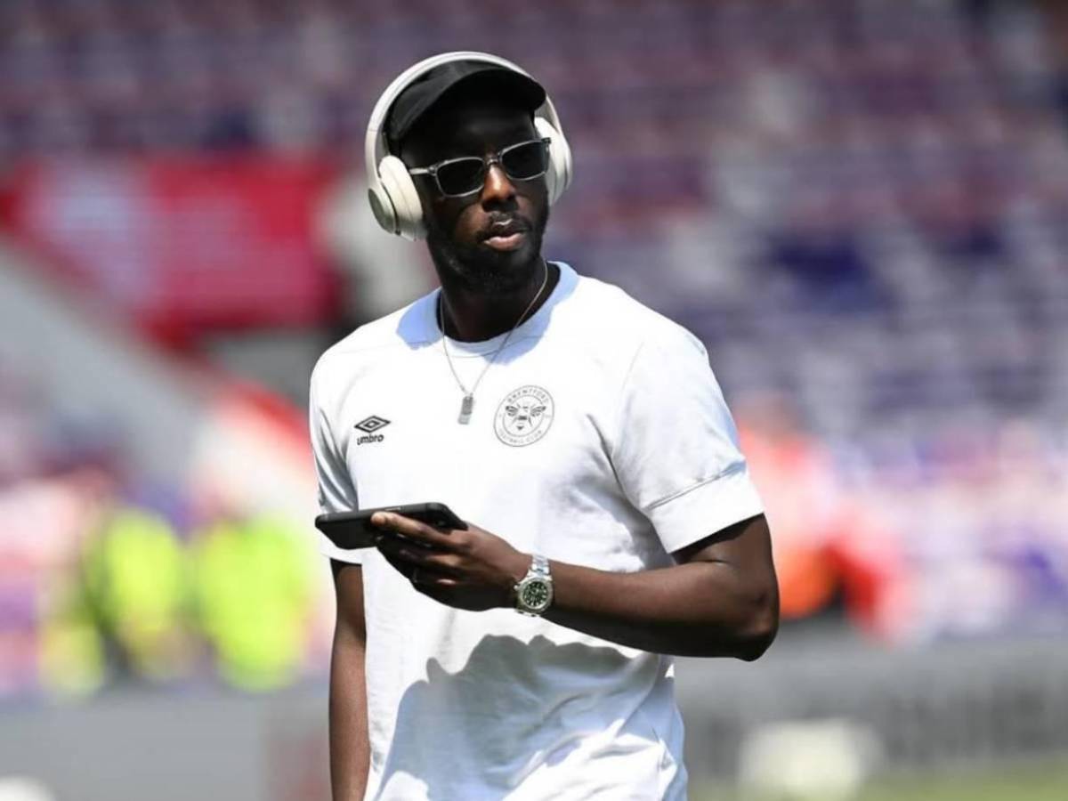 Mujer arrojó ácido al delantero de moda en Inglaterra y este fue el horrible motivo: vivió una pesadilla