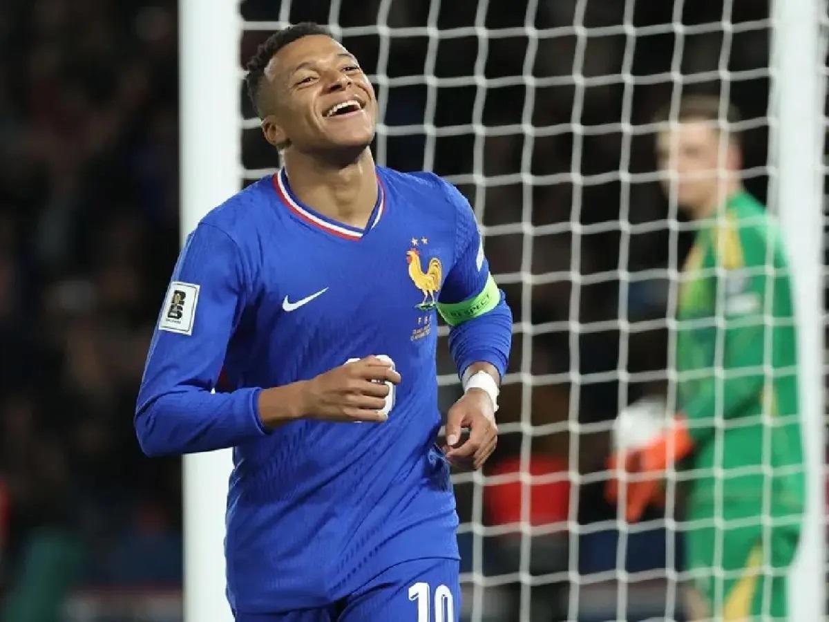 La acción de Mbappé tras que su madre sea señalada de corrupción: revelan los pagos