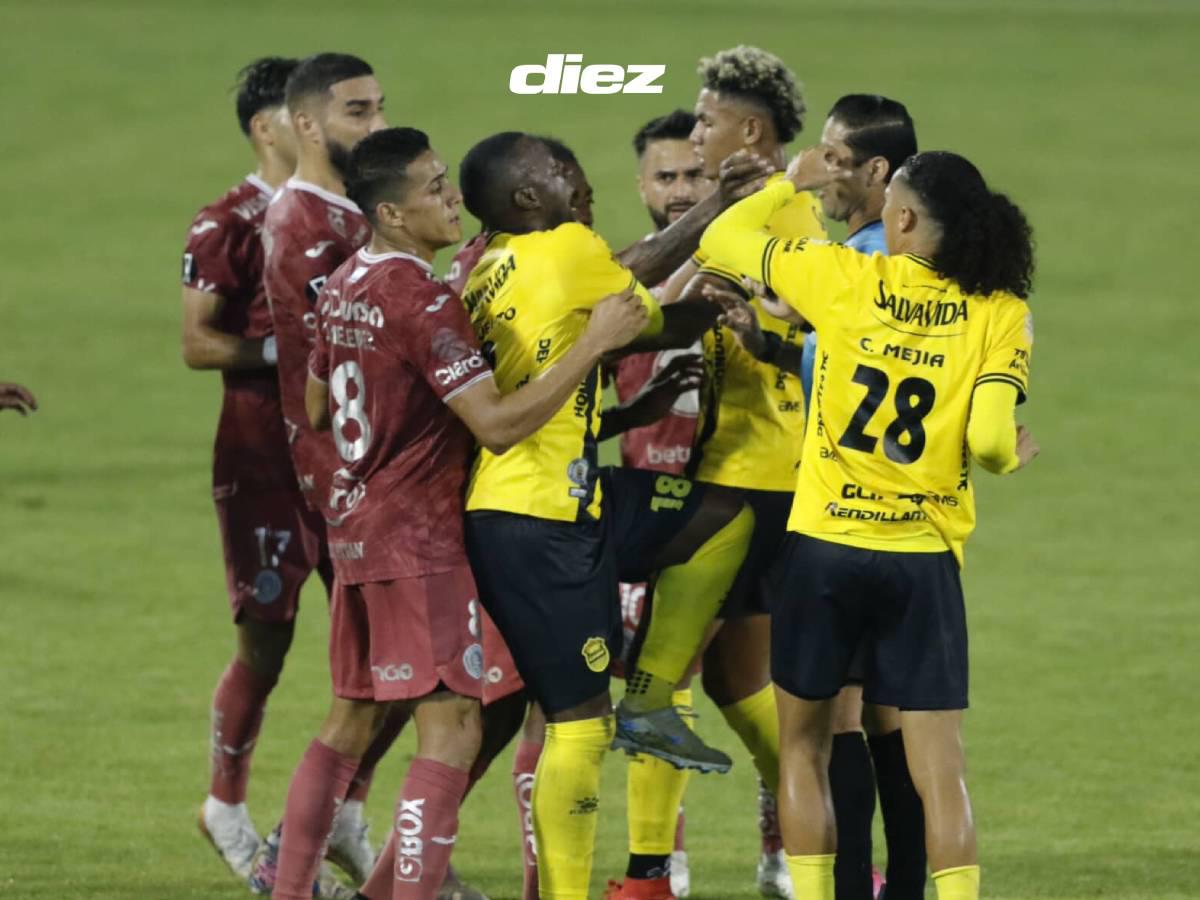 Duelo donde nadie regala nada en el Morazán. Foto Neptalí Romero.