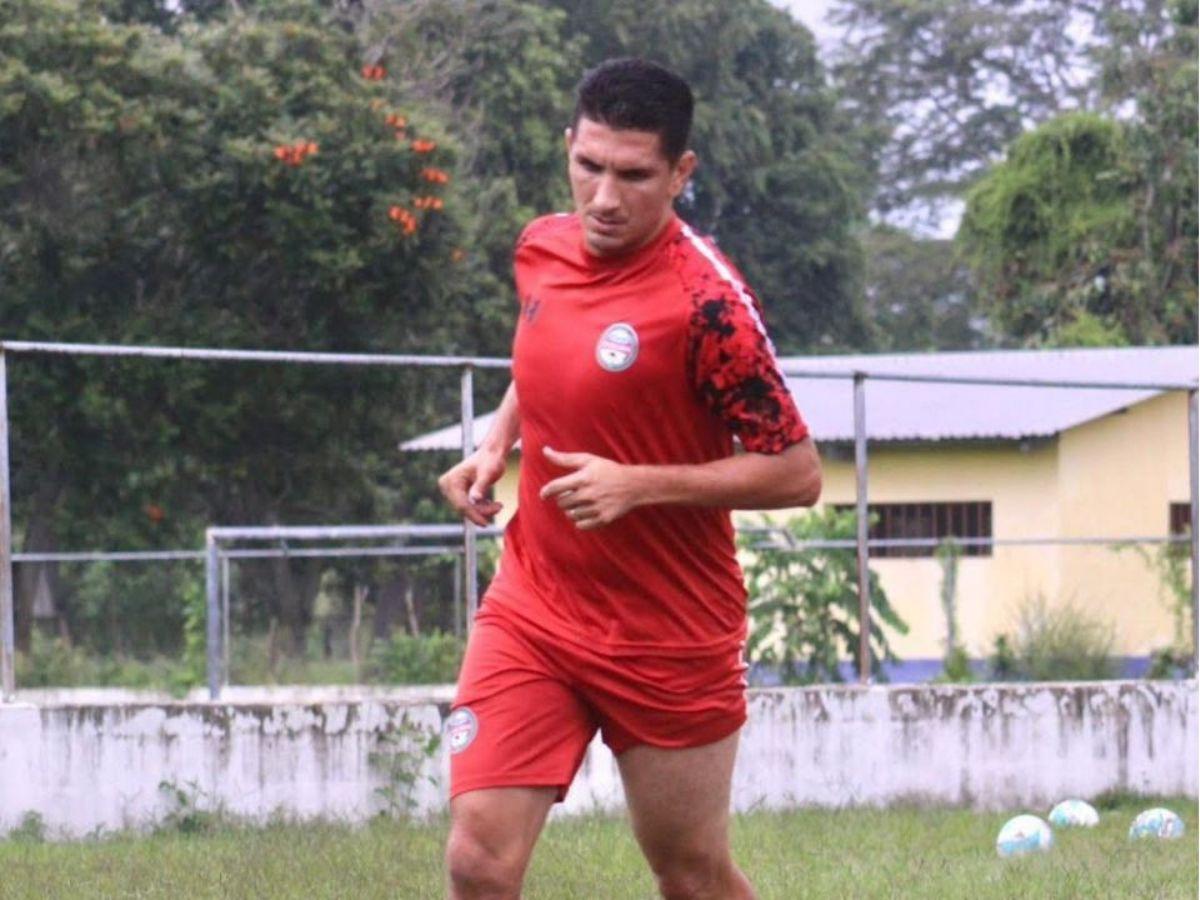 Fichajes: Auzmendi define su futuro, virtual baja en Olimpia, Palma con oferta en Europa y Troglio en órbita del fútbol hondureño