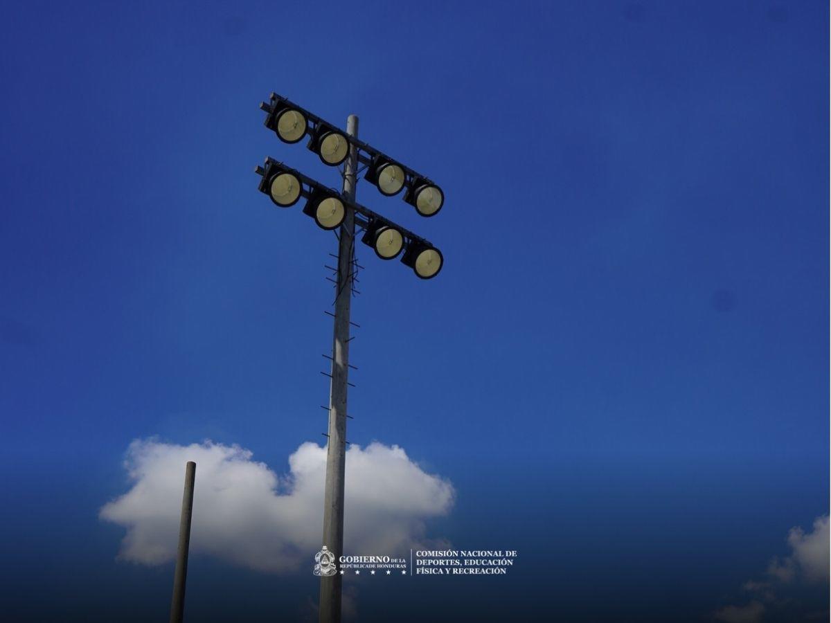 La López Arellano se frota la manos: Condepor revela imágenes de la remodelación de la cancha de fútbol