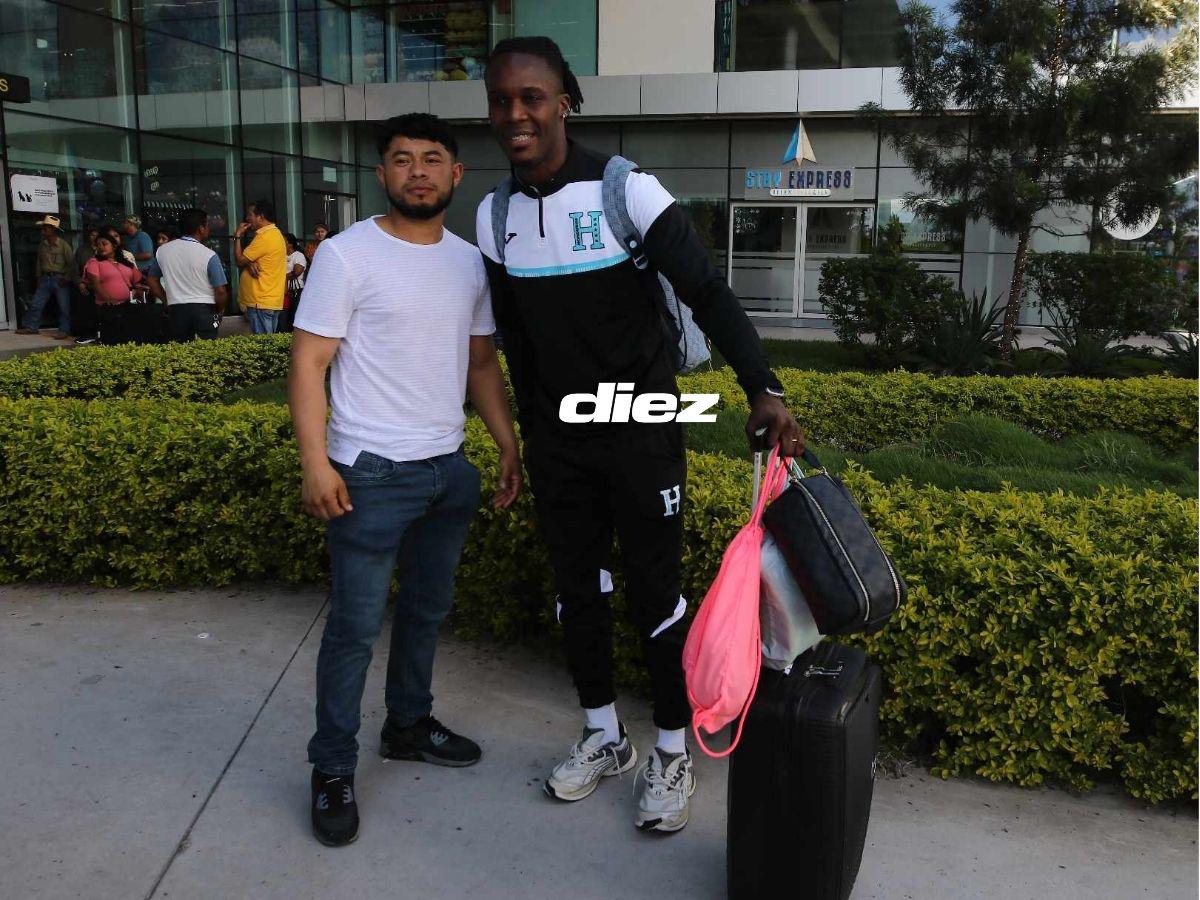 En fotos: Selección de Honduras aterrizó en Palmerola tras caer por goleada ante México y quedar fuera en Nations League