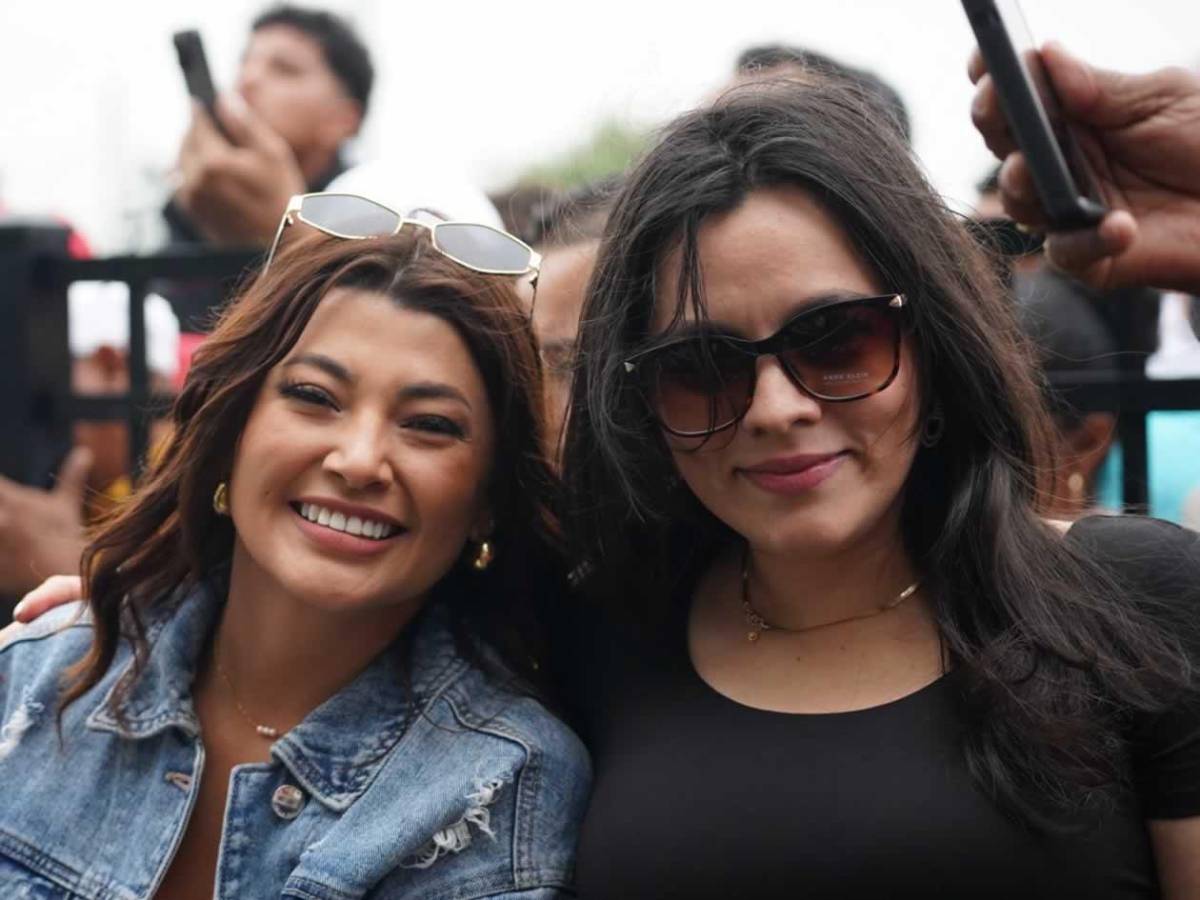 Milagro Flores roba suspiros en Estados Unidos: la presentadora y los exjugadores que asistieron a la New Orleans Cup