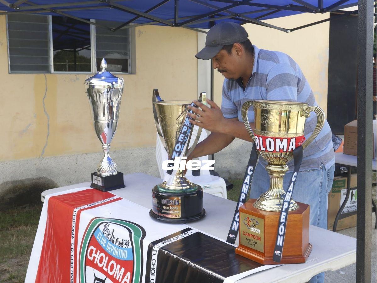 Aficionados de Olimpia sorprenden con motos curiosas, las bellas cipotas de Choloma y blindaje total al Rubén Deras
