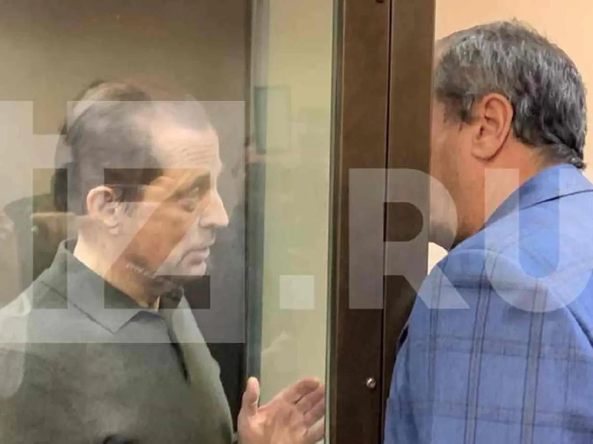 Miembro de histórico club de Europa revela cuánto pagó por un asesinato y todo un país queda consternado