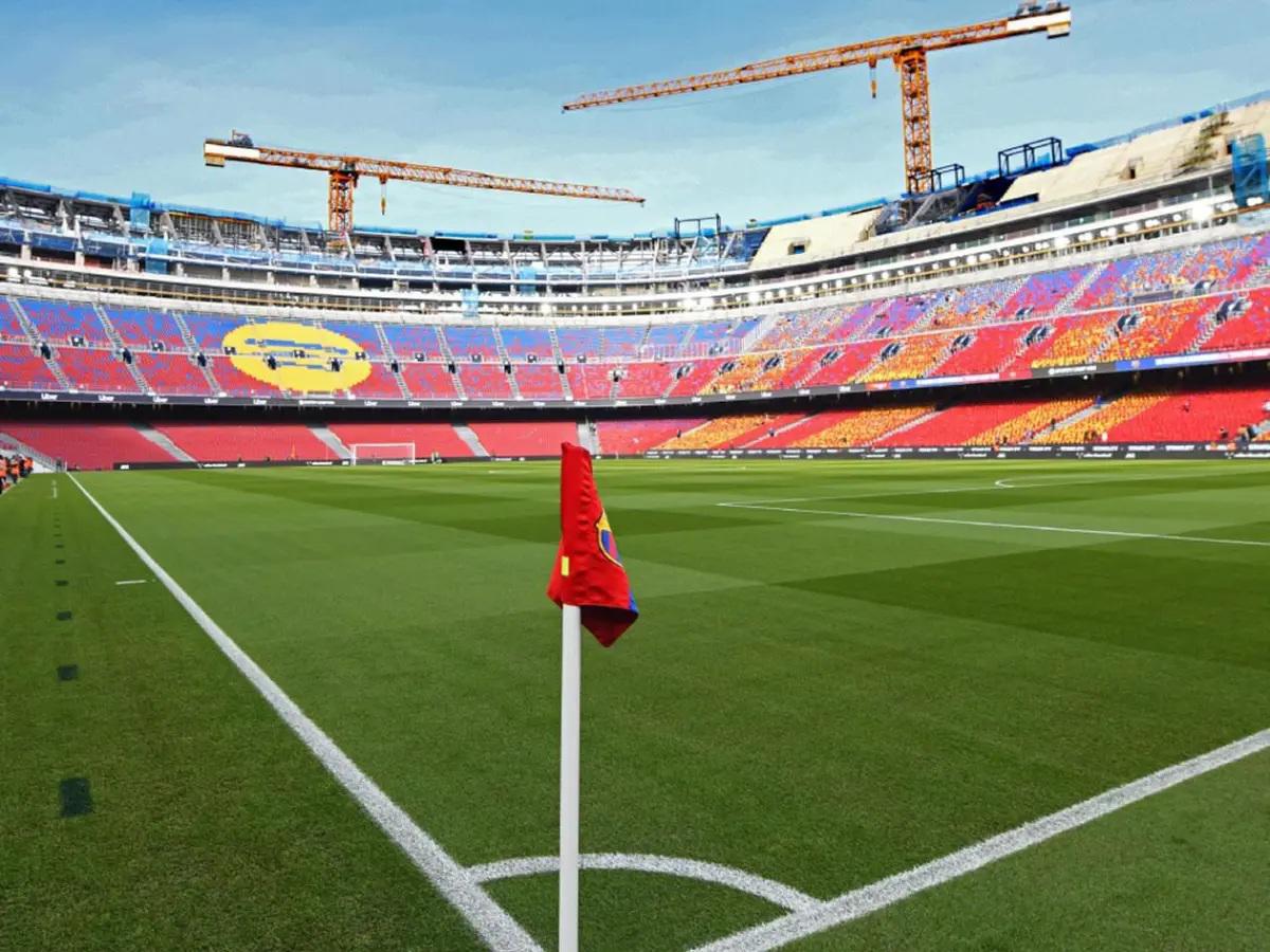 Golpe en Barcelona: murió trabajando en el Camp Nou y revelan la causa