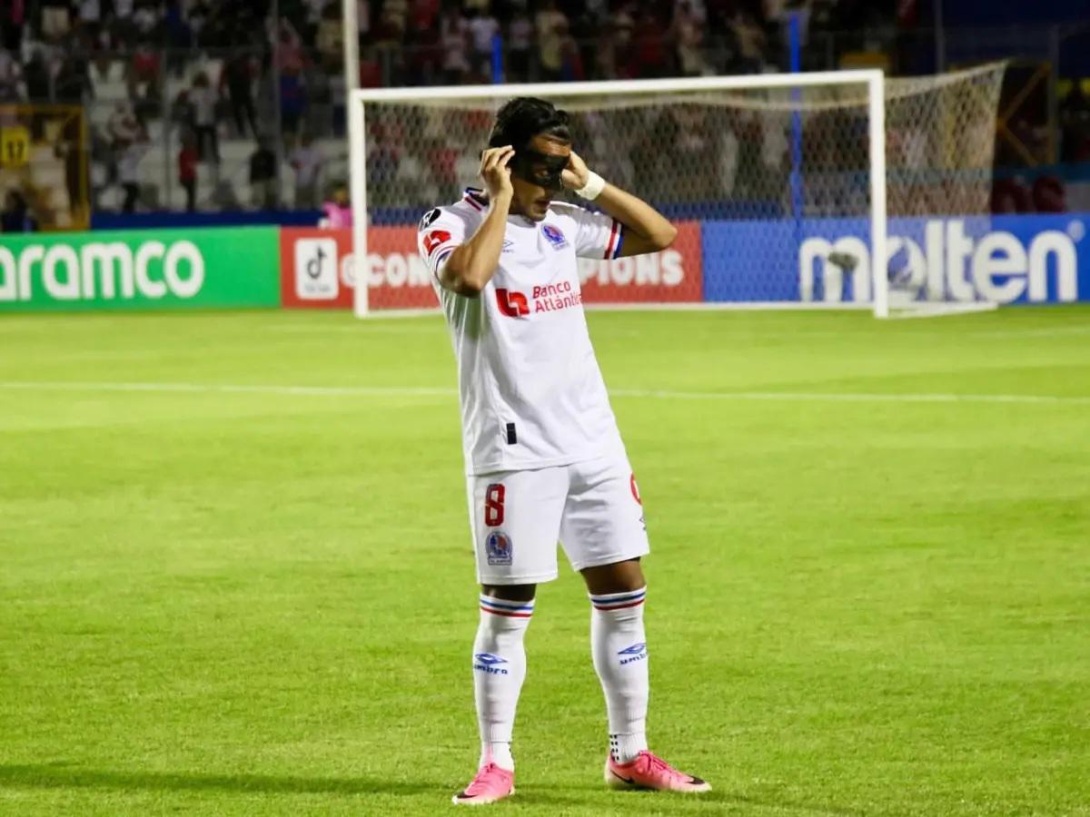 Gesto de Edwin con Chirinos, la pelea del Firpo con ellos y el abrazo de Espinel