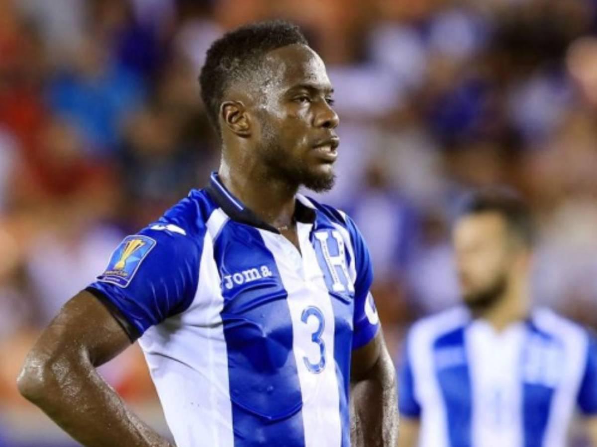 Lo que nadie esperaba de Maynor Figueroa: ficha por club de Inglaterra a los 42 años y este es su nuevo dorsal