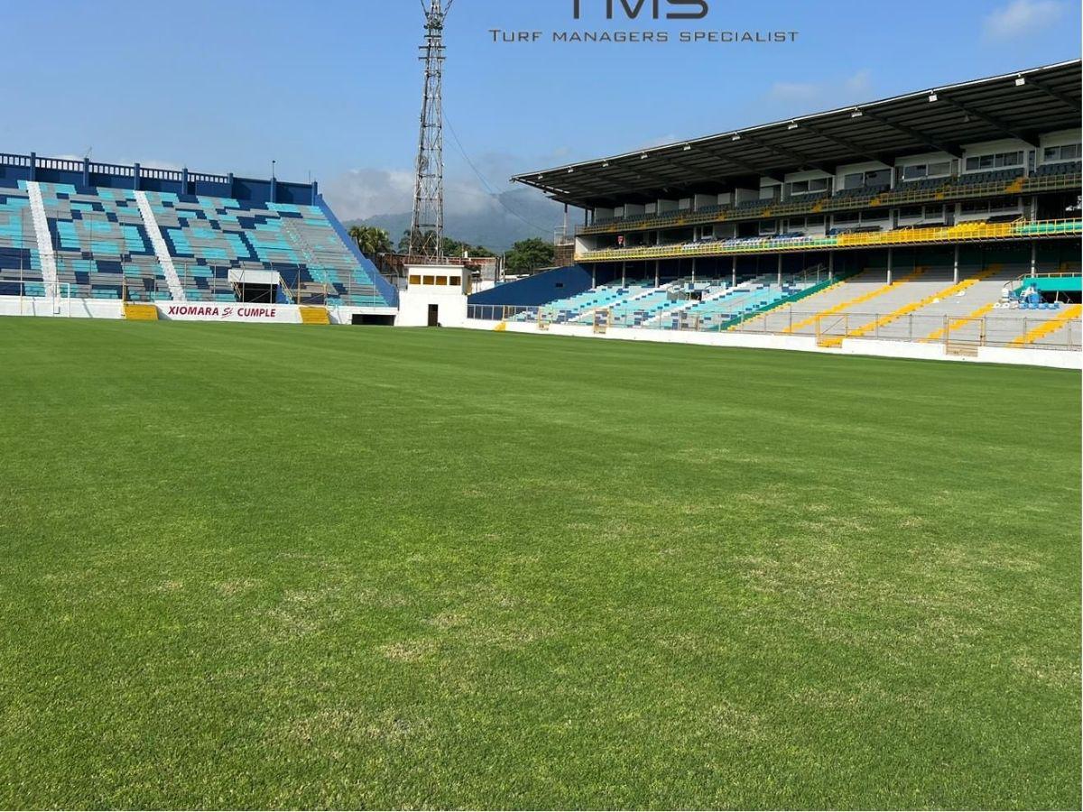 Pintura nueva e instalación de butacas en el Estadio Morazán: así pulen el recinto sampedrano previo a su reapertura