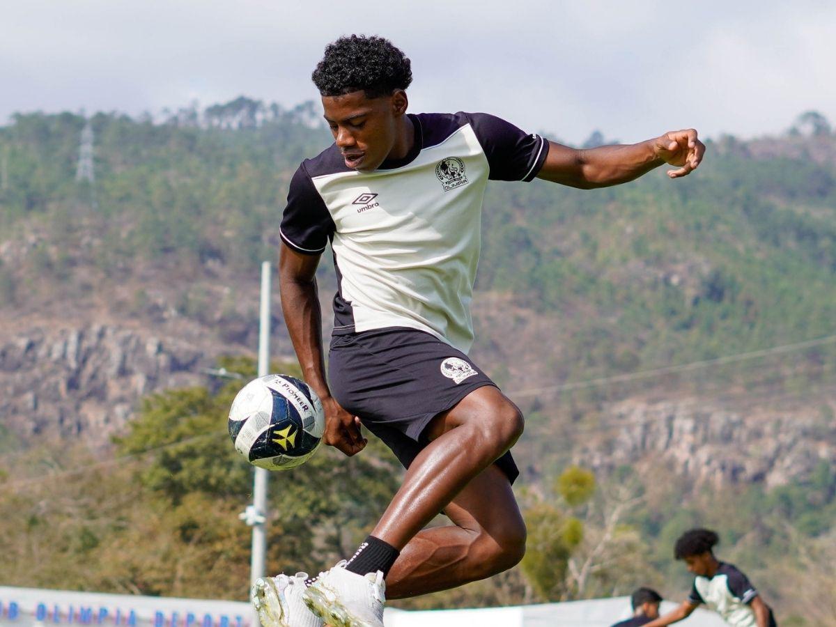 ¡Varios cambios! Olimpia y su modificado 11 titular para medirse al Victoria por el liderato de la Liga Nacional