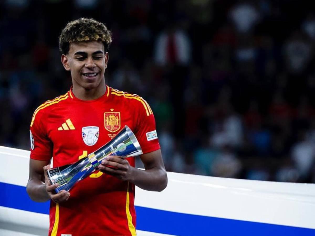 Toda España impactada con lo que medita hacer Lamine Yamal tras su polémica en el Clásico: a Carvajal le dejó esta respuesta