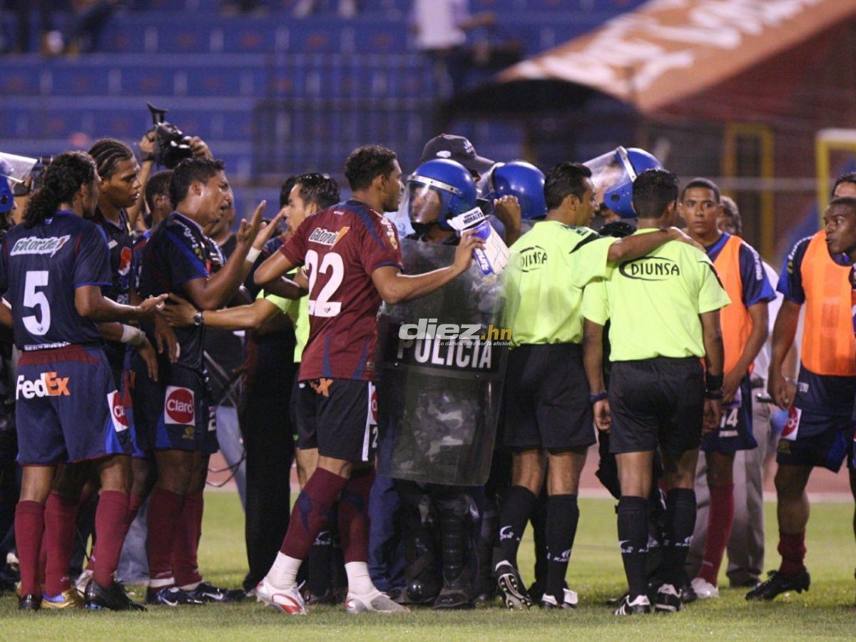 Fotos inéditas de Real España - Motagua: Leyendas que engrandecieron uno de los clásicos más vibrantes de Honduras