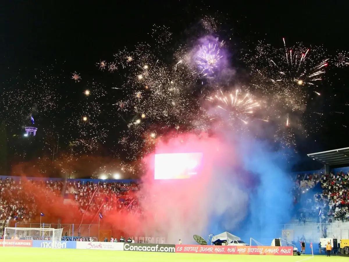 Gesto de Edwin con Chirinos, la pelea del Firpo con ellos y el abrazo de Espinel