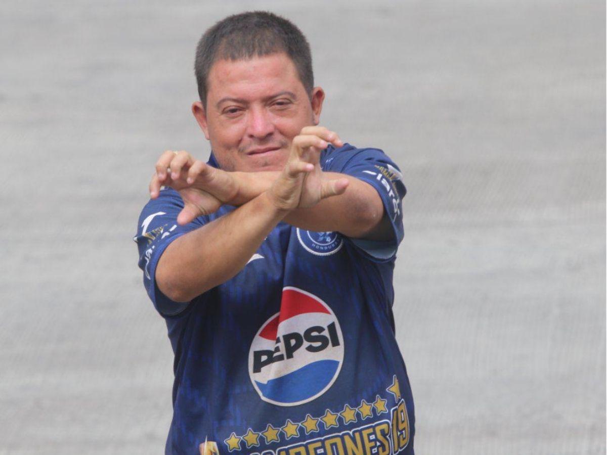 ¿Quién era la chica de verde? Derroche de bellezas en la previa del Olimpia-Motagua, ¡Bengtson fue sorprendido!