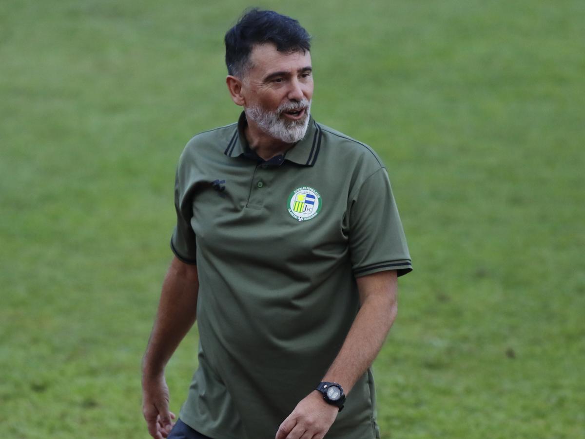 Fernando Araújo deja de ser director técnico del Juticalpa FC: El club olanchano ya tiene al sustituto