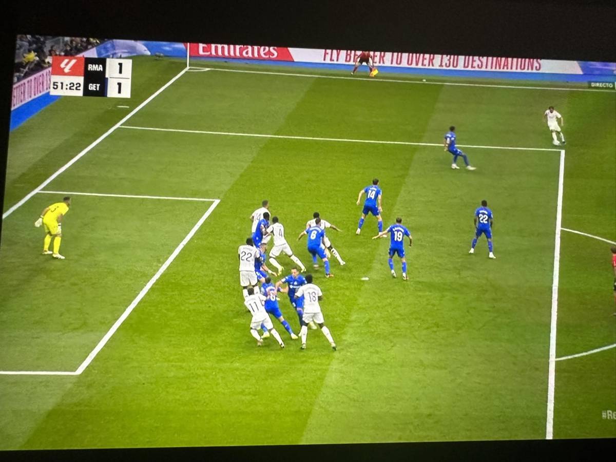 Salen a la luz las famosas líneas en la jugada del polémico gol de Joselu, Bellingham y su épico festejo; Choco Lozano presente en el Madrid-Getafe