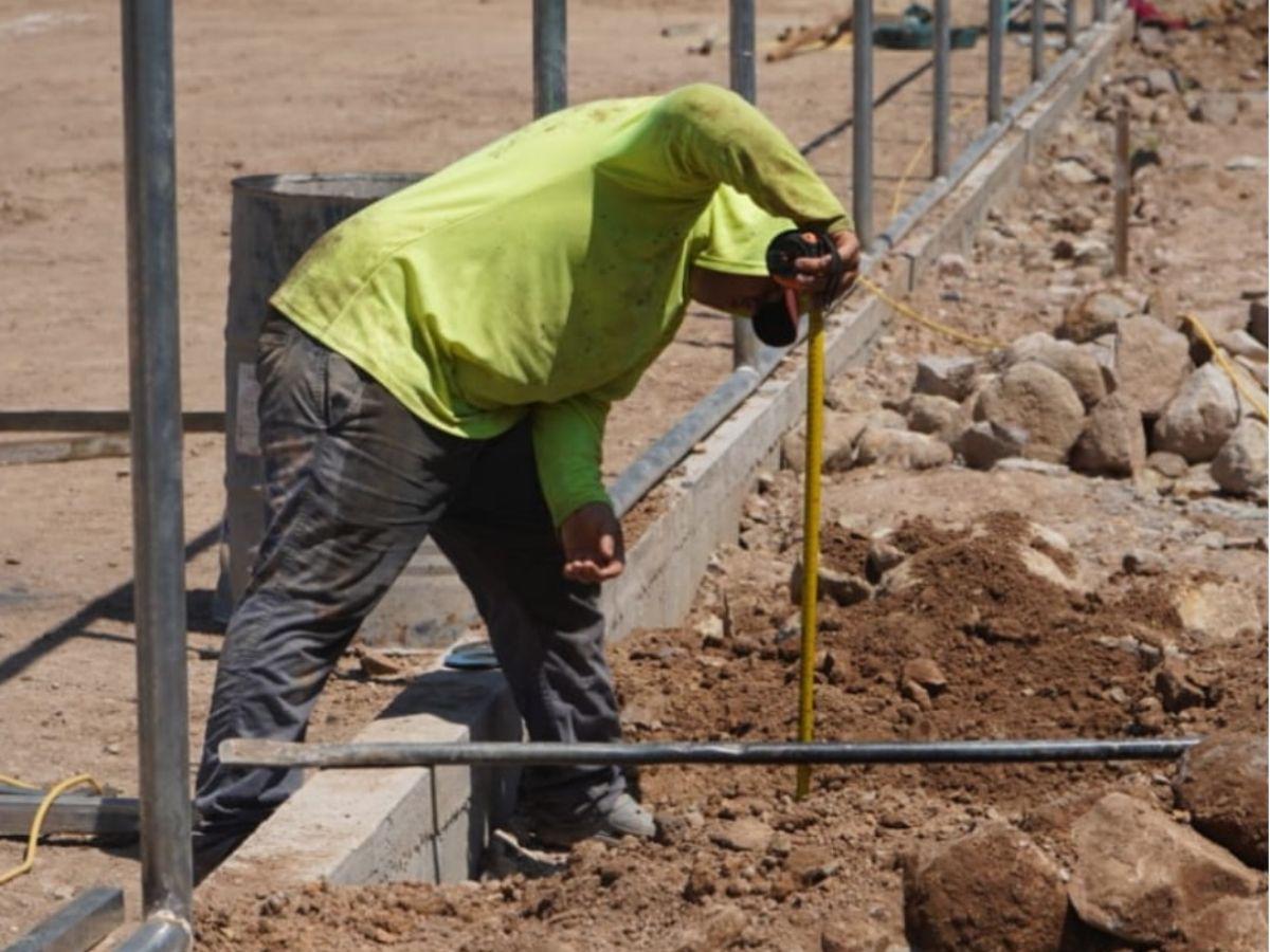 ¡50% avanzado! Condepor inspecciona construcción de la cancha de Gualala, Santa Bárbara