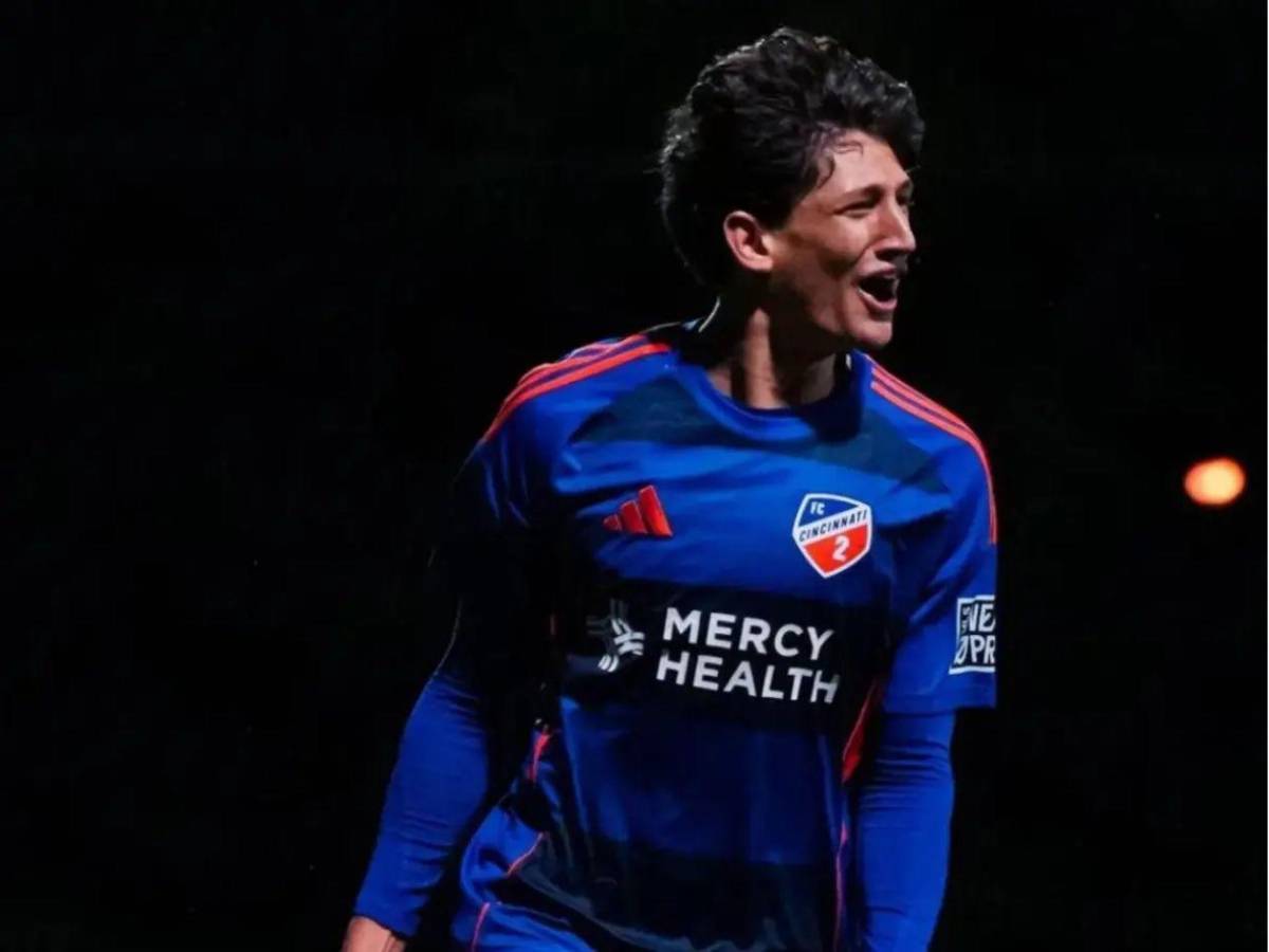 Choco Lozano define futuro, barrida, DT de Real España y Saprissa lo confirma