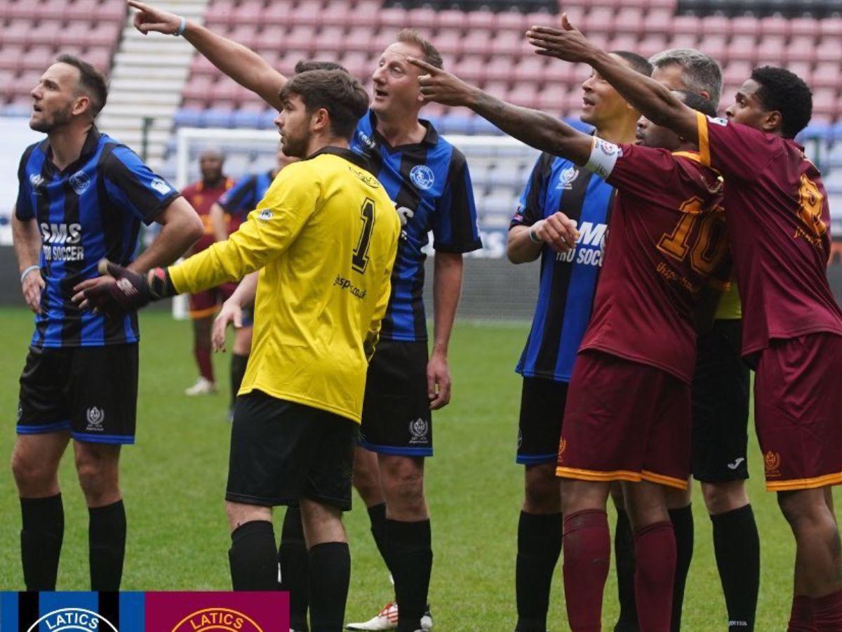 Maynor Figueroa regresó al Wigan de Inglaterra: momentazo con el DT de Cristiano Ronaldo y fan lo sorprendió con álbum