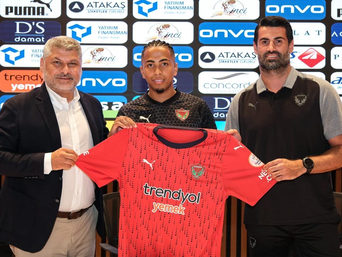 Rigoberto Rivas es presentado en el Hatayspor y será dirigido por legendario exfutbolista: ¿Cuántos hondureños han jugado en Turquía?