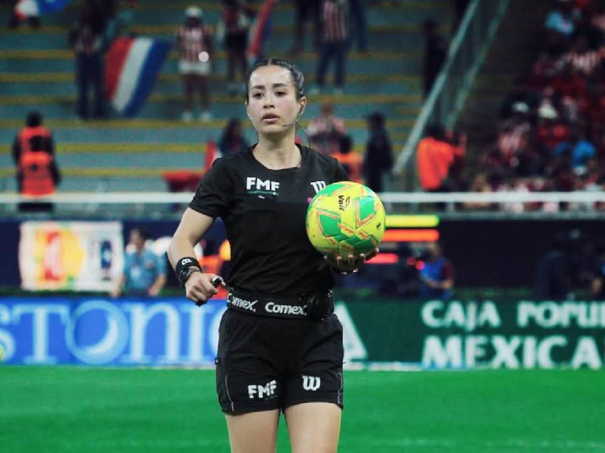Árbitra que le dirigió a Honduras recibe amenazas a muerte y la FIFA sale al paso en respaldo de Katia García, la silbante mexicana
