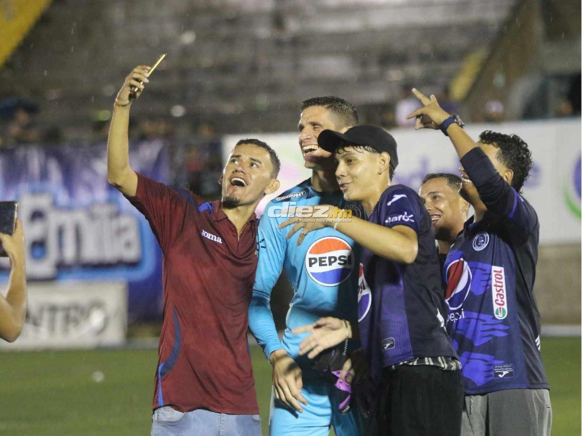No se vio en TV: Diluvio en Choluteca, jugador de Motagua se robó el show y chicas robaron suspiros en el Emilio Williams