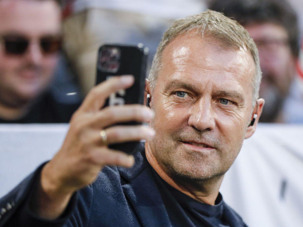 El que está cerrado y otro regresa: los seis fichajes que Hansi Flick haría para el nuevo FC Barcelona