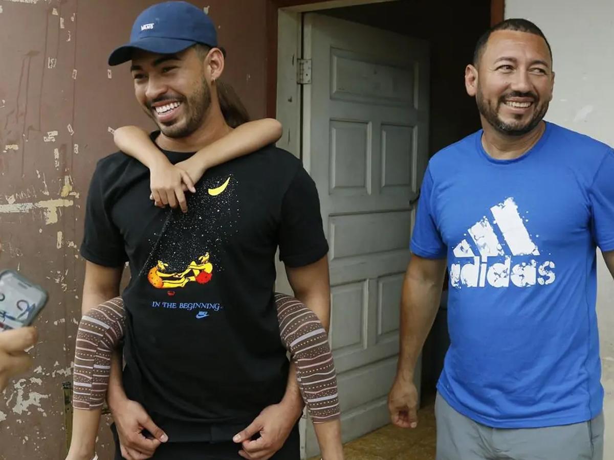 El 'enchachado', la bella princesa, Santa Claus cumpliendo los deseos y el legionario que no juega desde 2023 llega al Morazán