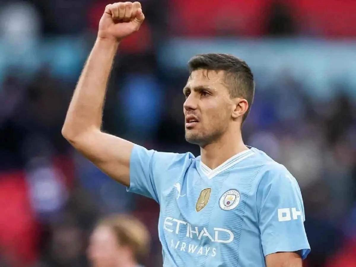 Si llega Vinicius se va del Real Madrid: la decisión que ha tomado Florentino con el fichaje de Rodri; Guardiola ya lo sabe