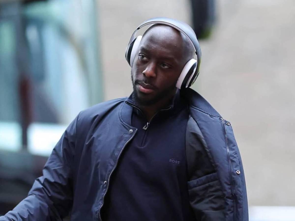 Mujer arrojó ácido al delantero de moda en Inglaterra y este fue el horrible motivo: vivió una pesadilla