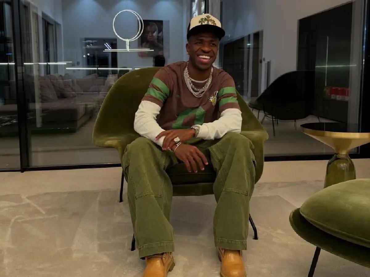 Vinicius se olvida del Real Madrid y hace el anuncio menos pensado
