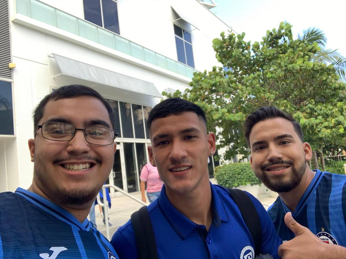 Curiosas banderas de Messi, histórica foto del Inter Miami, invitado especial y las enormes filas previo al debut del “10” en la Leagues Cup