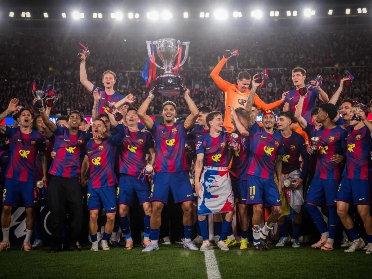 Traiciona a Flick por Mou: cerró las puertas a Barcelona y negocia con Real Madrid