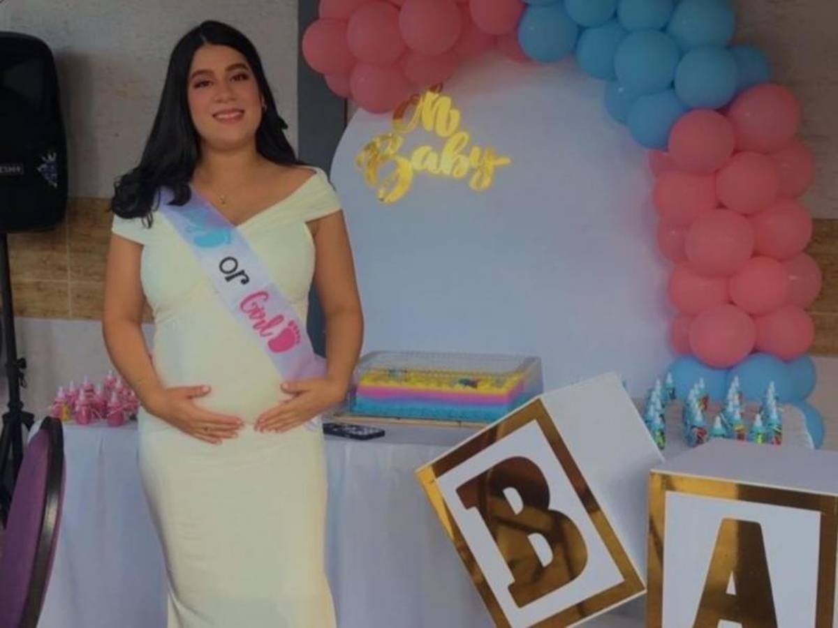 Presentadora hondureña sorprende al anunciar que está embarazada de exfutbolista de Liga Nacional: Una mini murallita