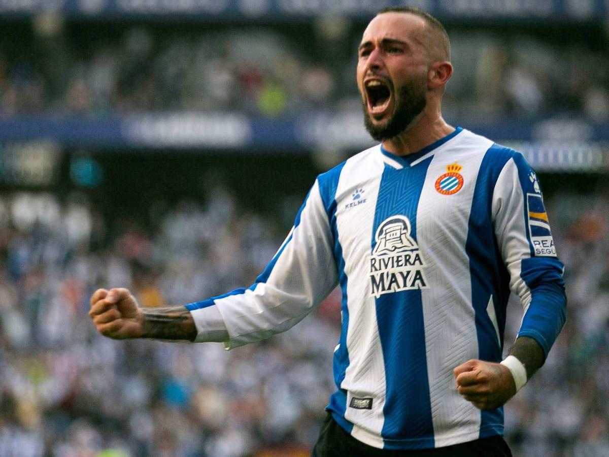 Hasta un Campeón del Mundo: los grandes futbolistas que se quedaron sin equipo tras el cierre del mercado de fichajes