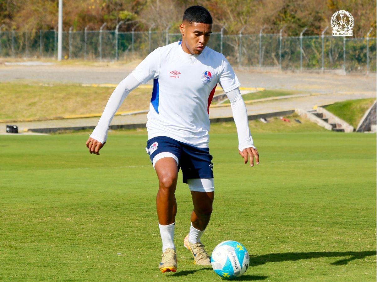 ¡Con dos refuerzos! Así sería el 11 titular de Olimpia ante Marathón en el primer clásico nacional del 2026