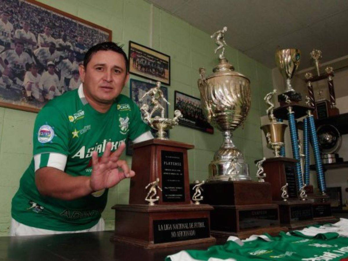 Desde “Rambo” de León hasta Carlo Costly: El top 20 de futbolistas formados por Hermelindo Cantarero