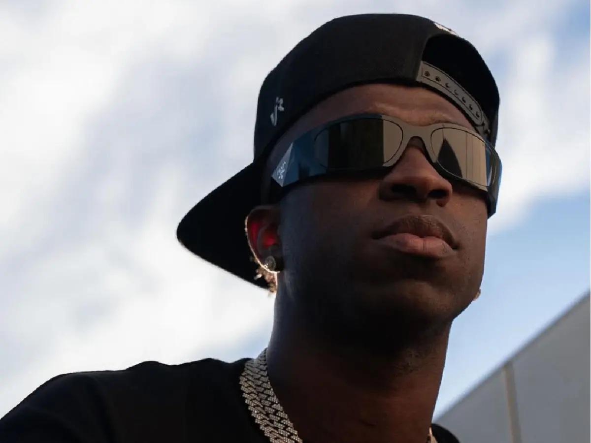 Vinicius se olvida del Real Madrid y hace el anuncio menos pensado