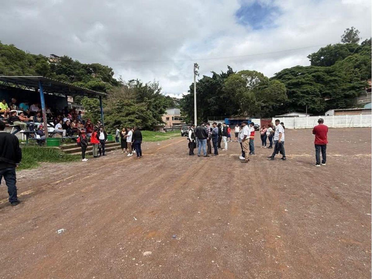 Condepor anuncia construcción de dos modernas canchas en colonias populares de Tegucigalpa