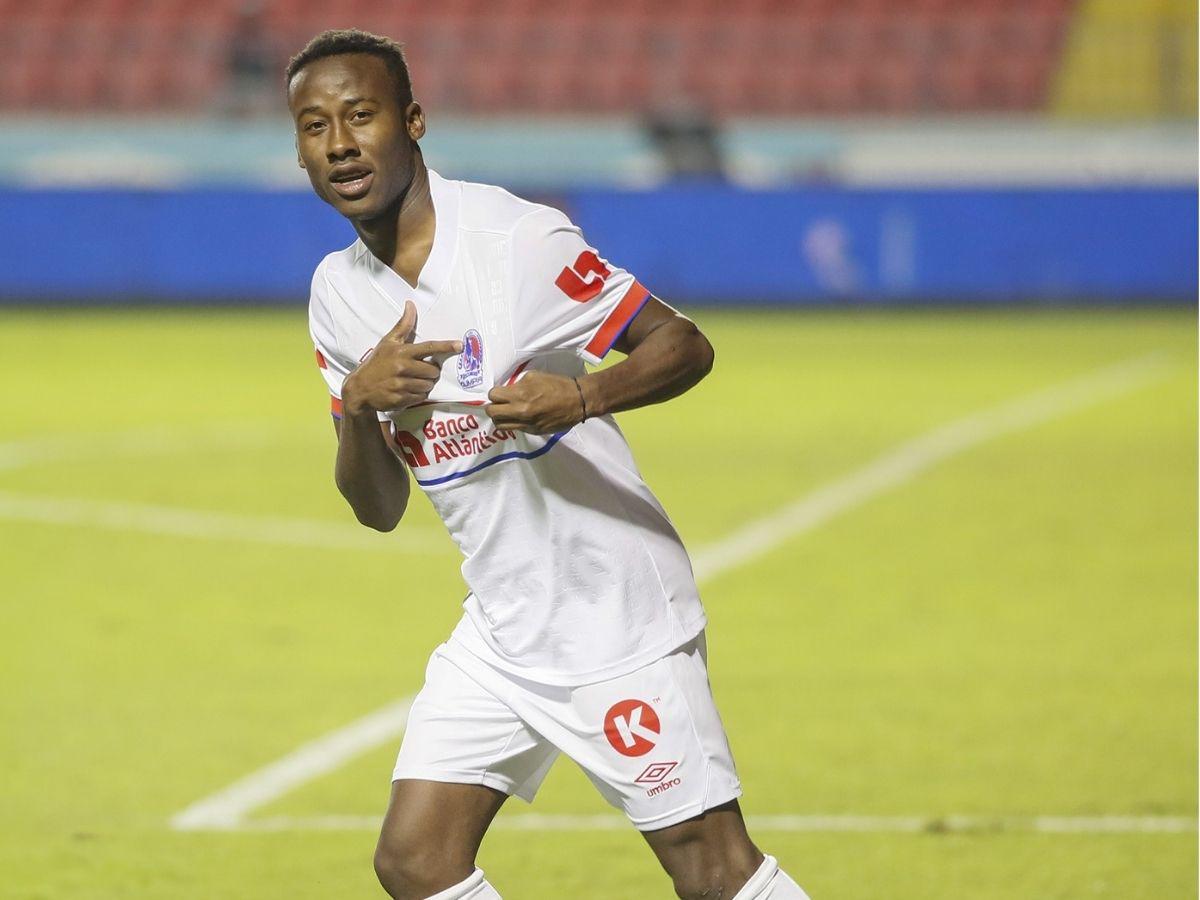 ¡Olimpia recibió dos noticiones! Así sería el 11 titular del león ante Motagua en el clásico capitalino de la Liga Hondubet