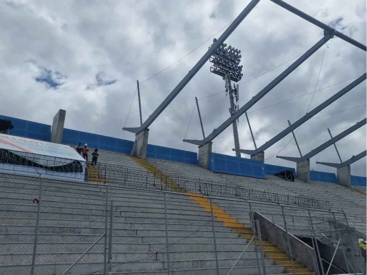 ¡El techo del Estadio Nacional agarra forma! Condepor instala el primer cuadrante en las gradas de sol centro